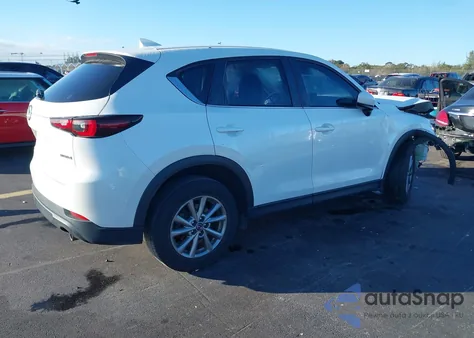 2022 Mazda Cx-5 2.5 S z USA, uszkodzony, nr VIN JM3KFBAMXN0575936